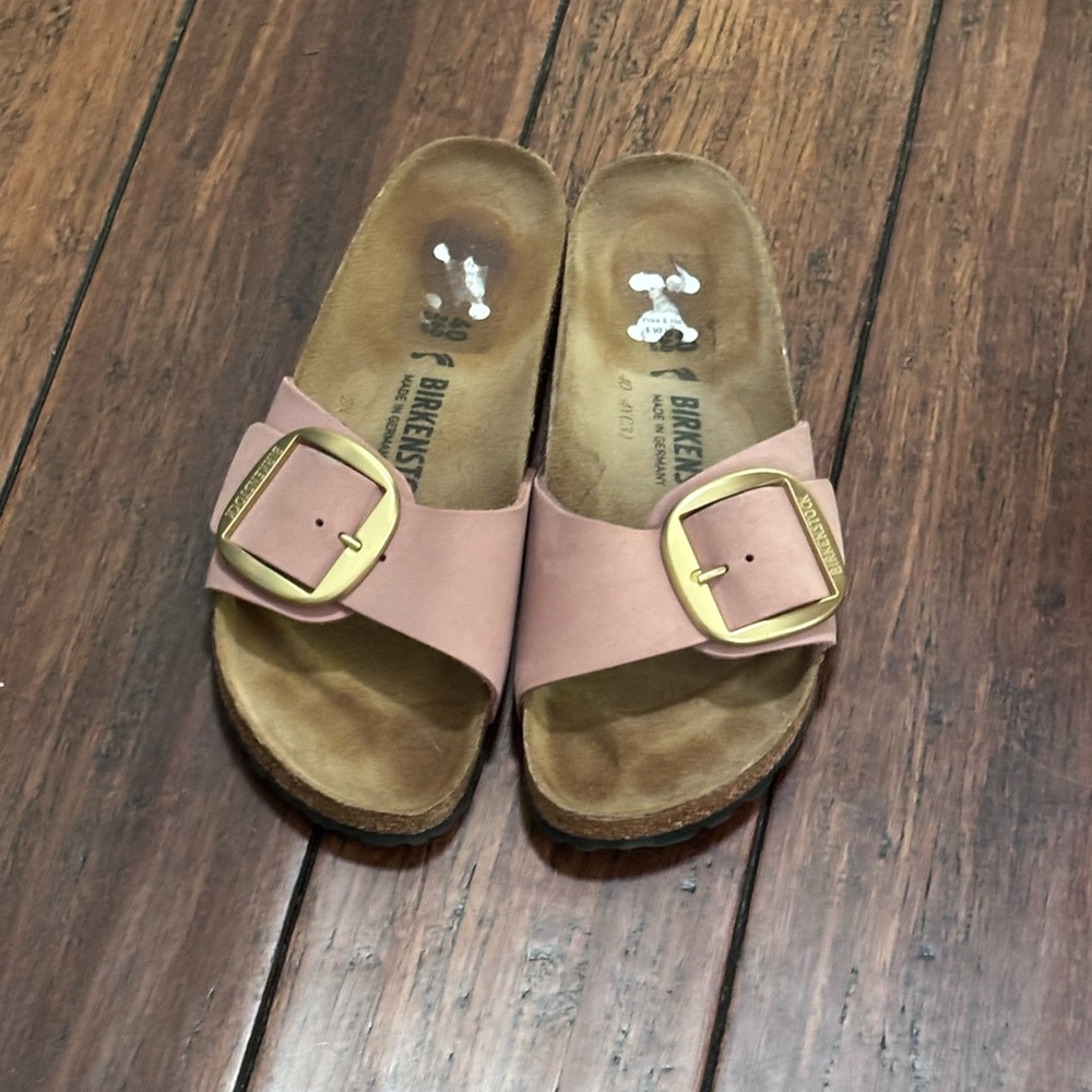 Dusty Rose Birkenstocks size 40